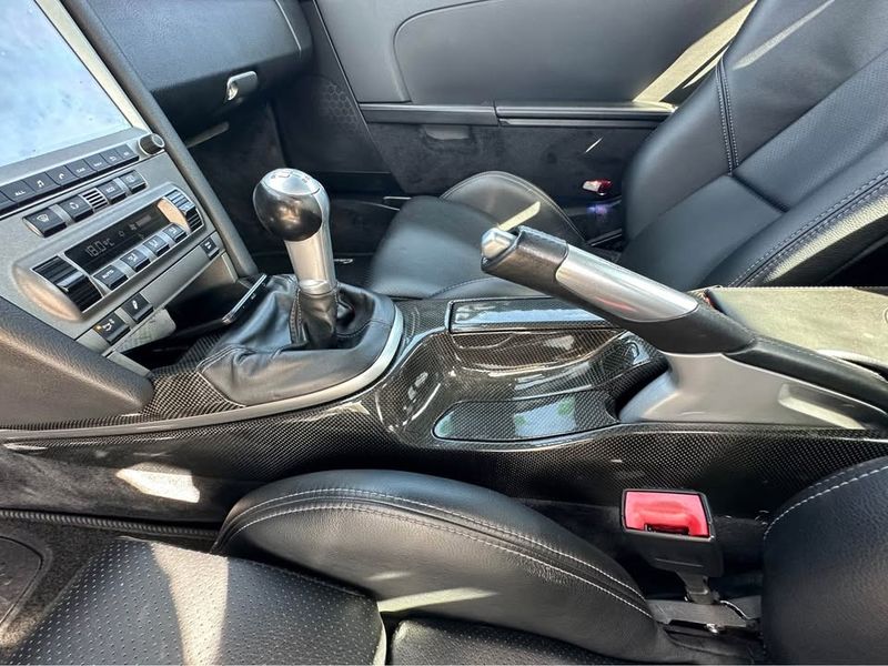 Porsche Cayman • 2007 • 152,000 km 5