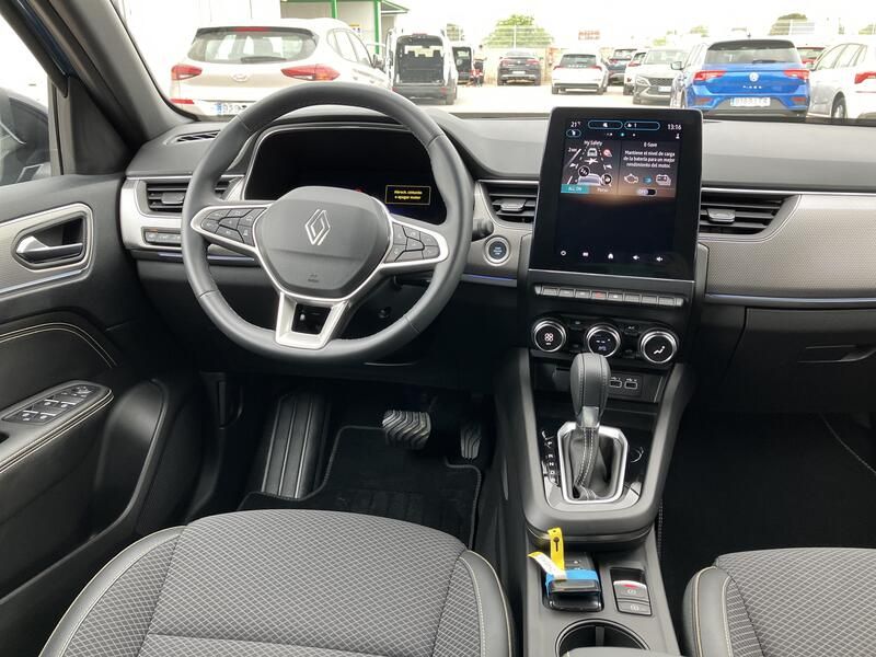 Renault Clio • 2024 • 3,800 km 22