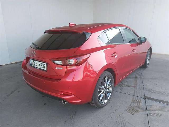 Mazda 3 • 2018 • 52,053 km 2