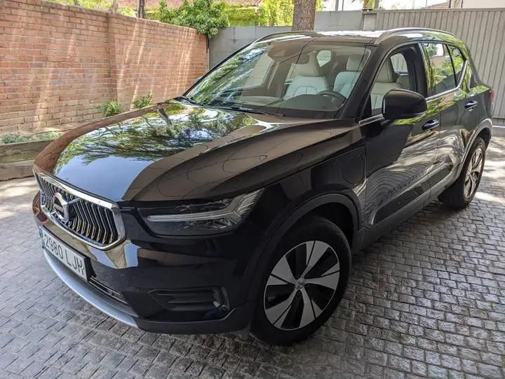 Volvo XC40 • 2020 • 26,500 km 5