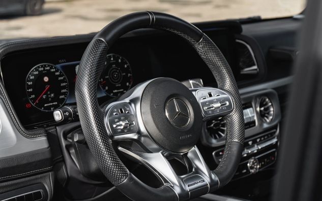 Mercedes-Benz G-Class • 2019 • 30,800 km 9