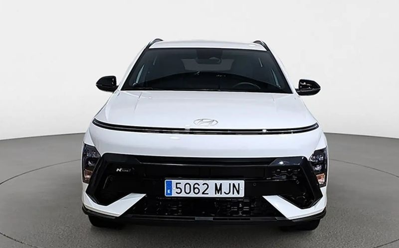 Hyundai Kona • 2023 • 11,569 km 8