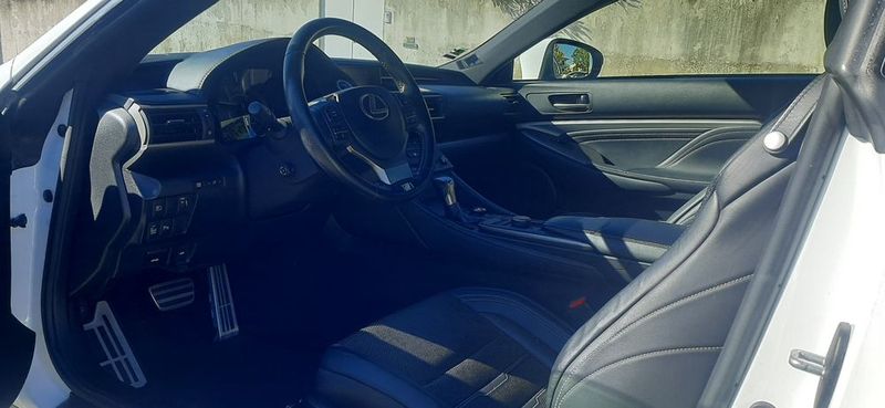 Lexus RC • 2017 • 195,000 km 6