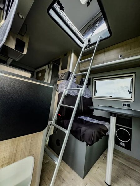 Mahindra Thar • 2021 • 46,250 km 14