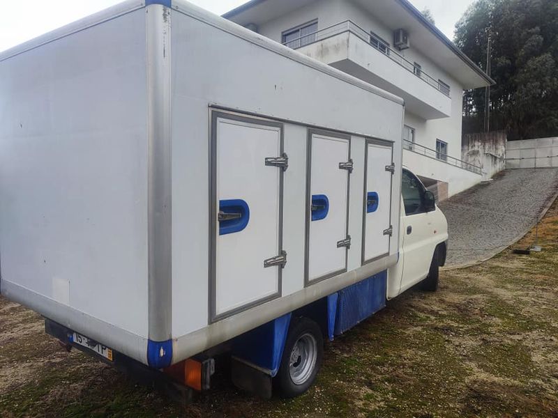 Hyundai H1 • 2002 • 206,000 km 6