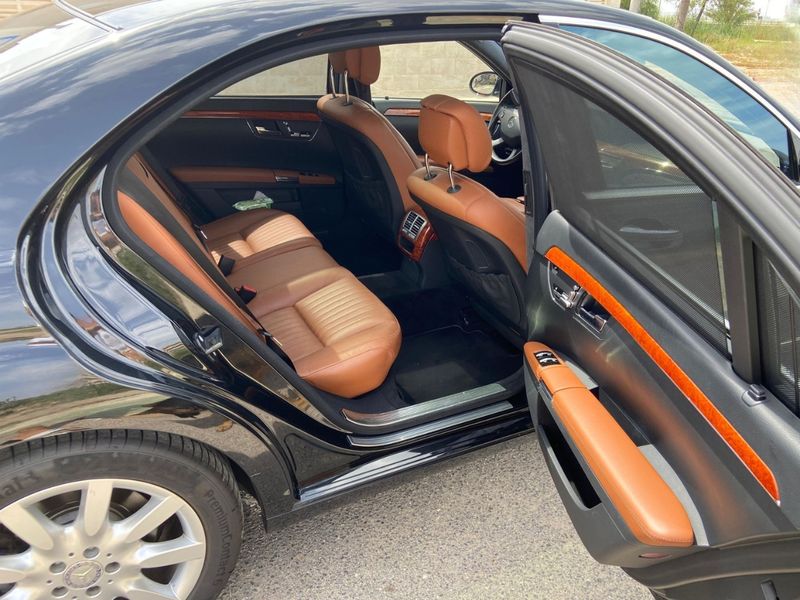 Mercedes-Benz S-Class • 2008 • 468,000 km 9
