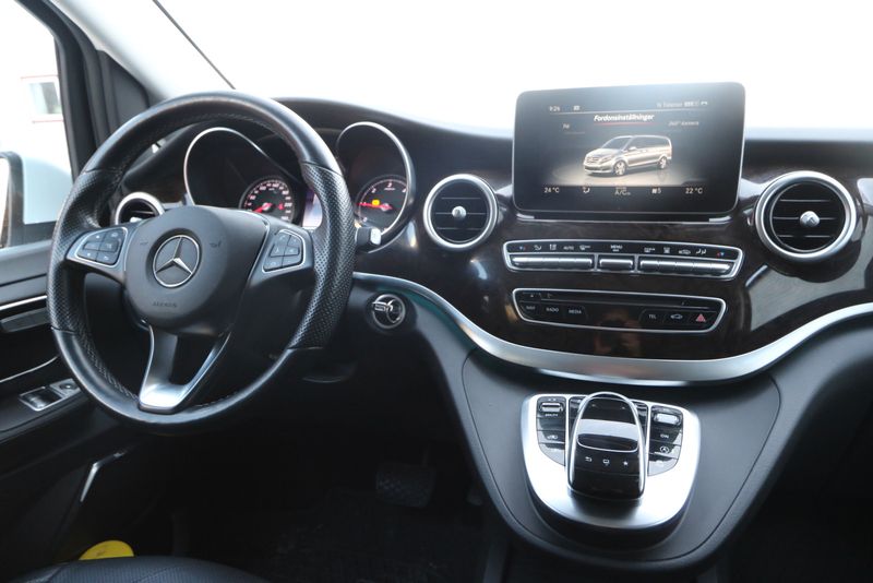 Mercedes-Benz 210 Van • 2015 • 132,000 km 5