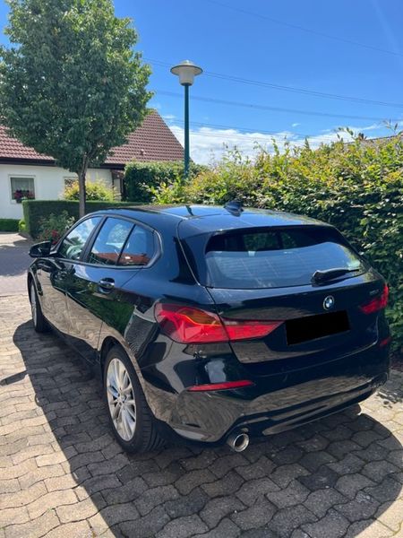 BMW 1 Series • 2021 • 64,800 km 12