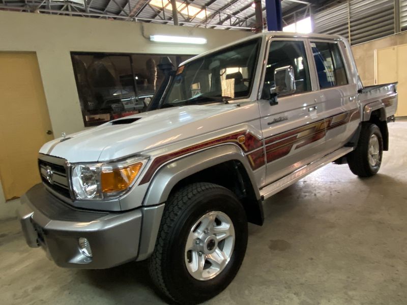 Toyota Land Cruiser • 2020 • 2 km 1