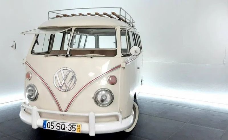 Volkswagen Vento • 1968 • 27,989 km 1
