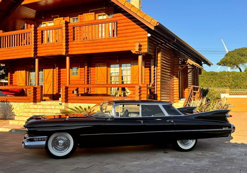 Cadillac DeVille • 1959 • 60,000 km 4