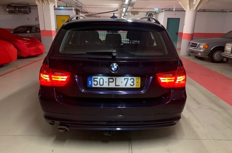 BMW 328i • 2010 • 198,000 km 5