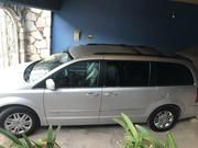 Chrysler Town & Country • 2010 • 182,300 km 4