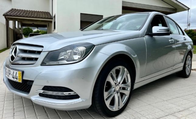 Mercedes-Benz C • 2010 • 265,000 km 4