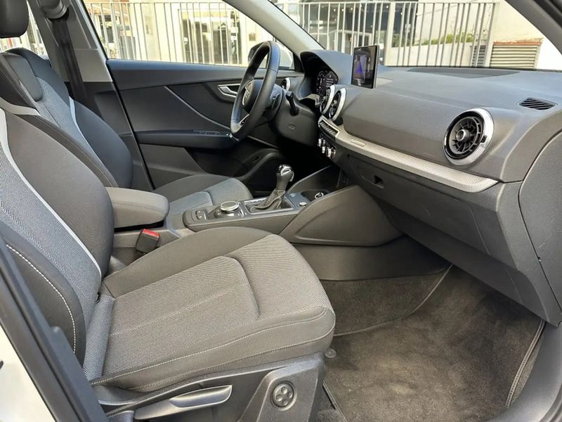 Audi Q3 • 2023 • 24,700 km 11