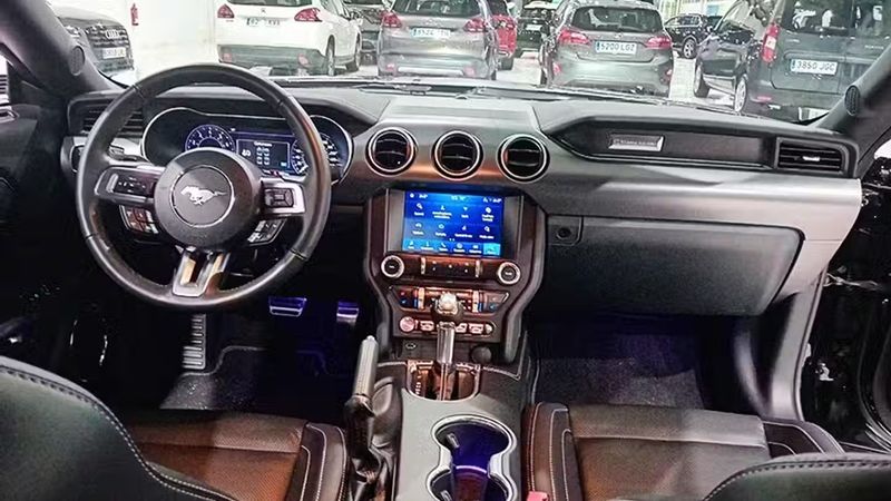 Ford Mustang • 2021 • 7,282 km 9