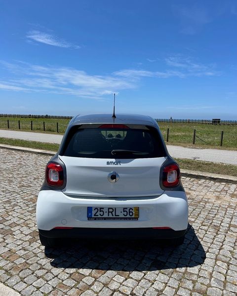 Smart Forfour • 2016 • 84,000 km 3