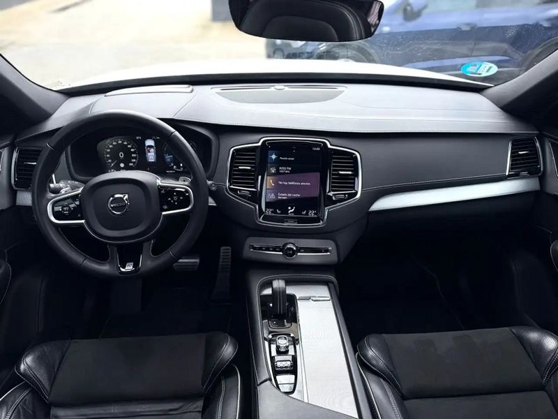 Volvo XC • 2021 • 82,000 km 7
