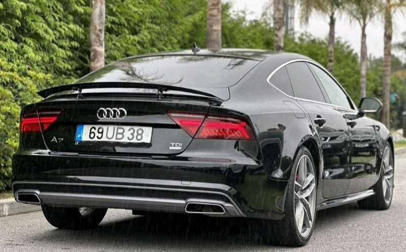 Audi A7 • 2017 • 110,000 km 2