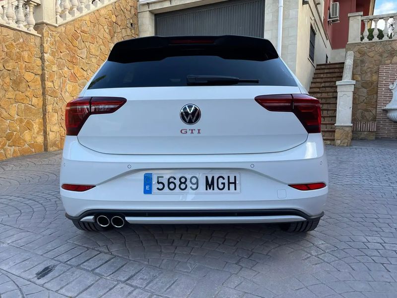 Volkswagen Polo • 2023 • 13,300 km 4