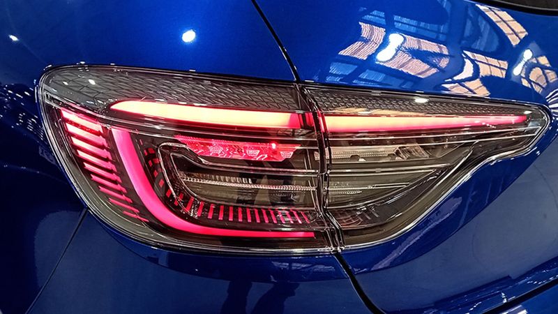 Renault Clio • 2023 • 10,831 km 23