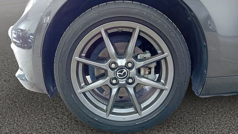 Mazda MX-5 • 2019 • 19,675 km 11