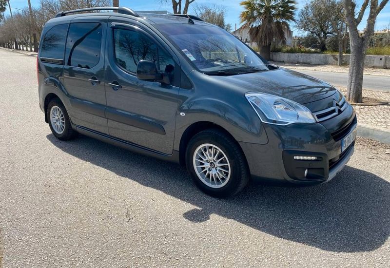 Citroën Berlingo • 2016 • 180,000 km 1