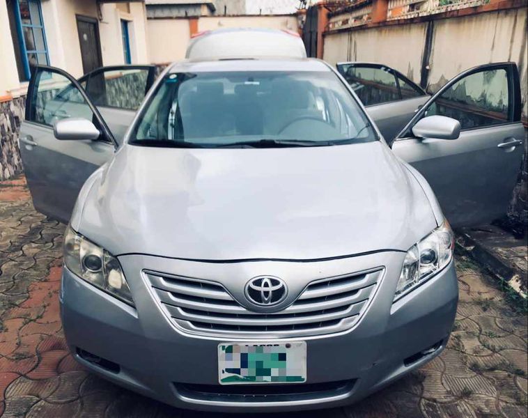 Toyota Camry • 2007 • 2,000 km 9