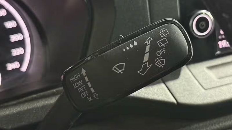 Volkswagen Caddy • 2023 • 59,552 km 9