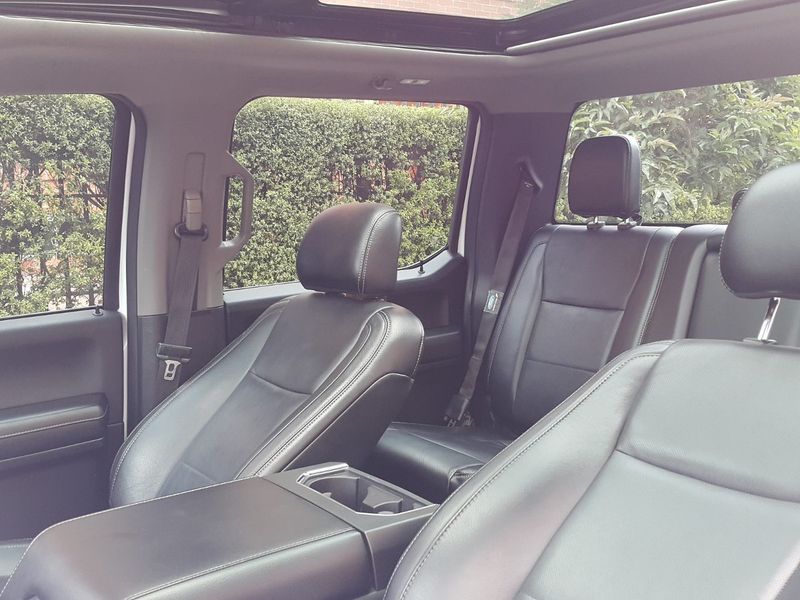 Ford F-150 • 2015 • 144,000 km 6