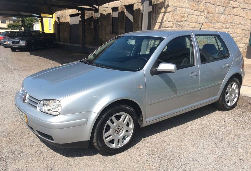 Volkswagen Golf • 2003 • 179,999 km 4
