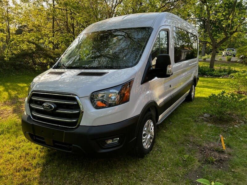 Ford Transit Bus • 2018 • 85,600 km 1