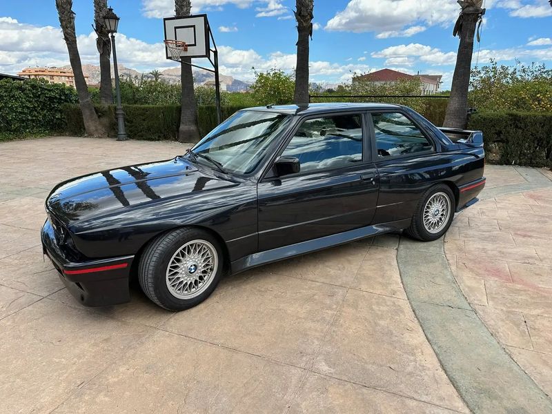 BMW M3 • 1986 • 165,500 km 3