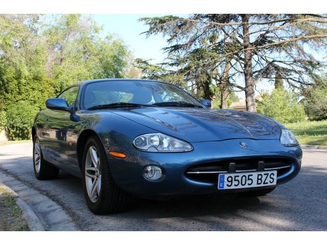 Jaguar XK-Series • 2002 • 127,000 km 1