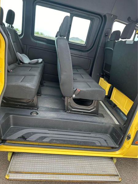 Mercedes-Benz Sprinter • 2020 • 93,000 km 3