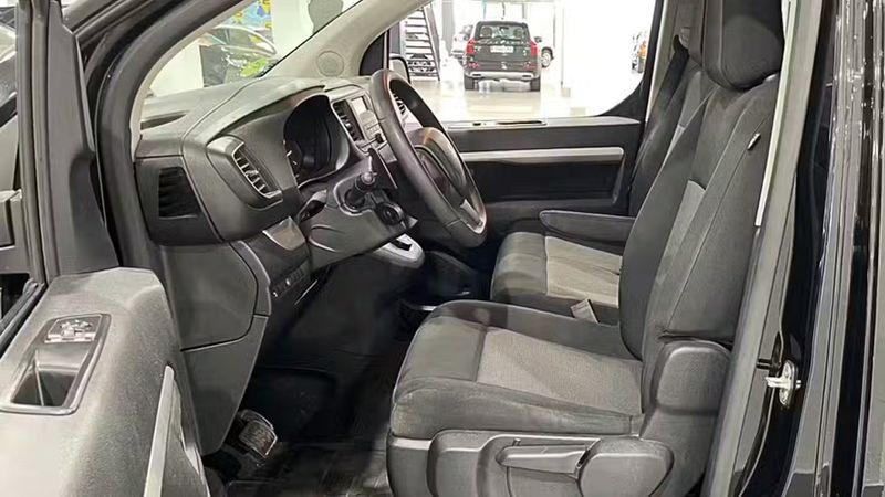 Peugeot Bipper • 2019 • 85,942 km 12