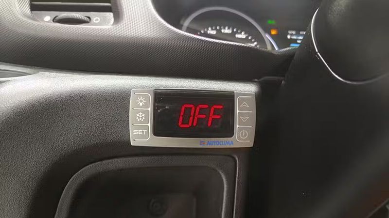 Mercedes-Benz Sprinter • 2024 • 42,261 km 24