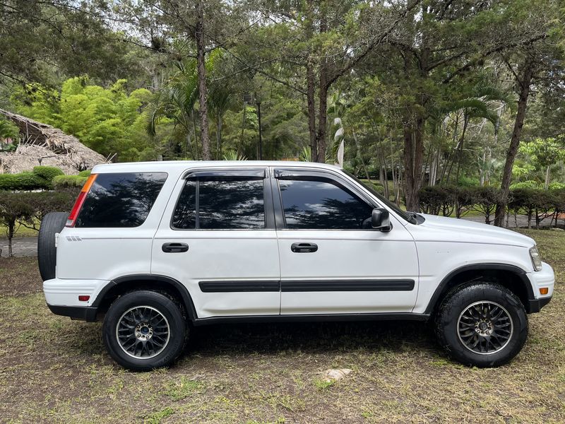 Honda CR-V • 2000 • 2,000,000 km 10