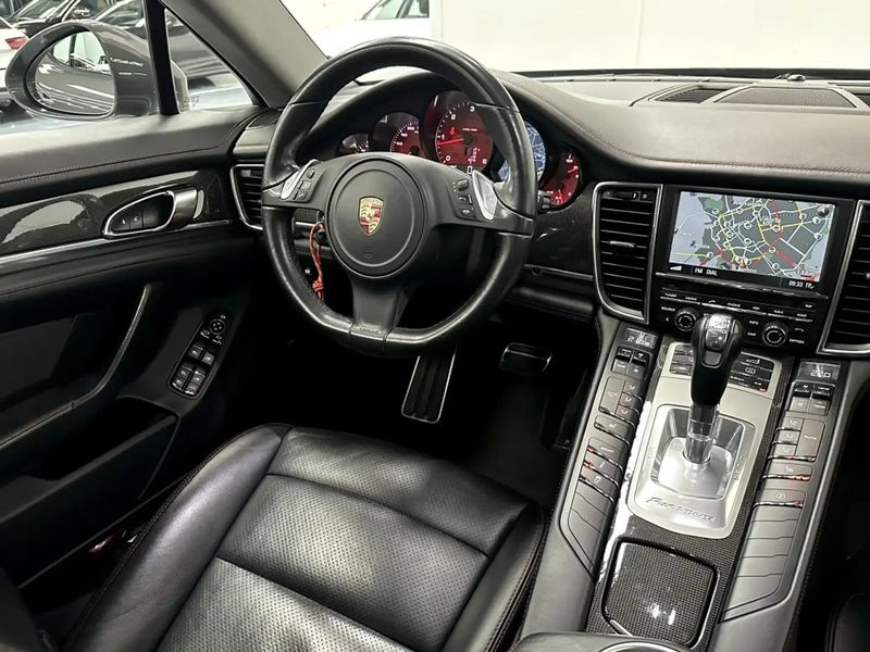 Porsche Panamera • 2014 • 144,000 km 9
