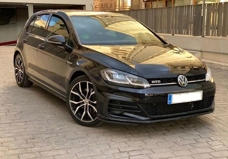 Volkswagen Golf • 2018 • 76,200 km 8