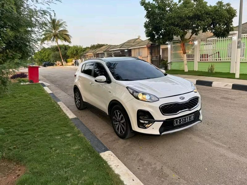 Kia Sportage • 2024 • 3,000 km 6