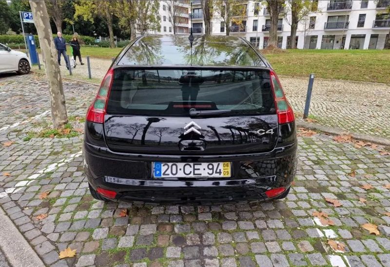 Citroën C4 • 2006 • 154,000 km 2