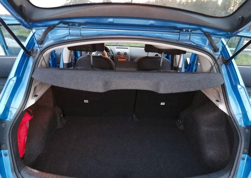 Nissan Qashqai • 2009 • 300,000 km 5