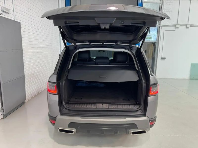 Land Rover Range Rover Sport • 2020 • 51,000 km 7