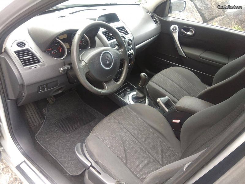 Renault Mégane • 2006 • 200,000 km 2
