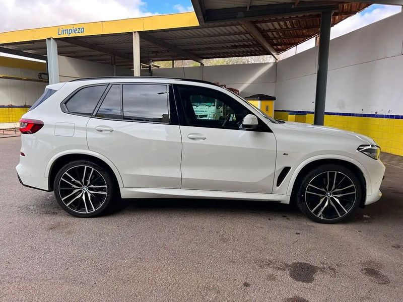BMW X5 • 2022 • 31,500 km 4
