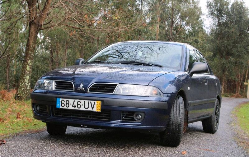 Mitsubishi Carisma • 2003 • 100,000 km 1