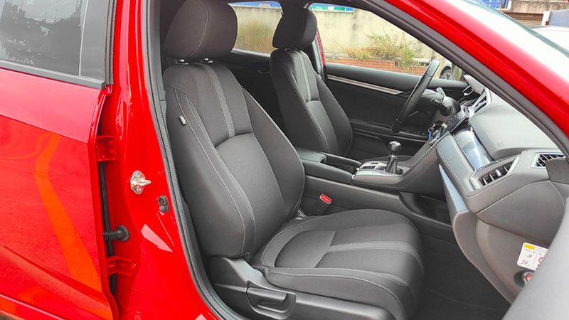 Honda Civic • 2021 • 33,800 km 12