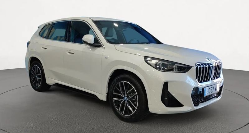 BMW X1 • 2024 • 9,966 km 2