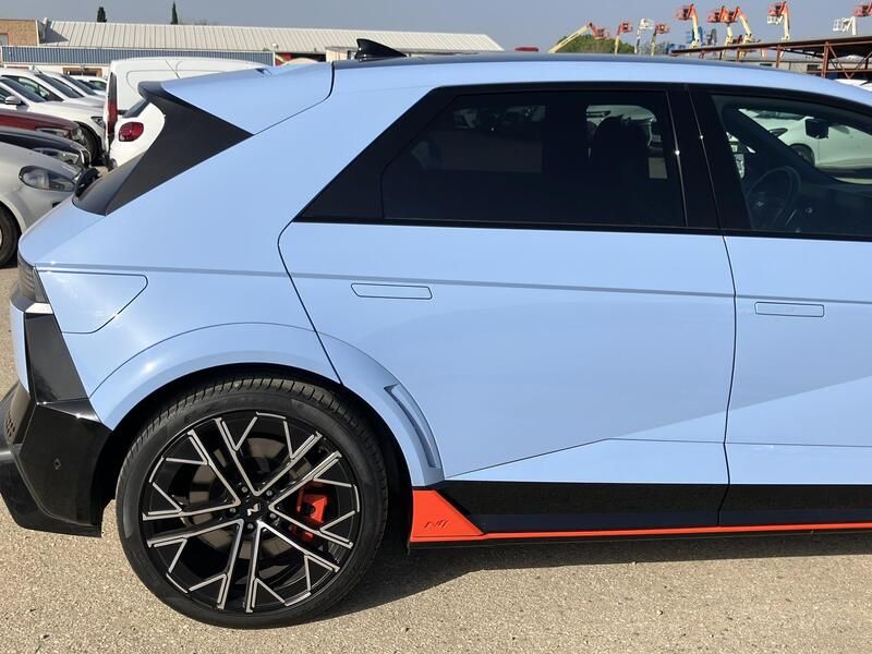 Hyundai Ioniq Electric • 2024 • 20,256 km 27